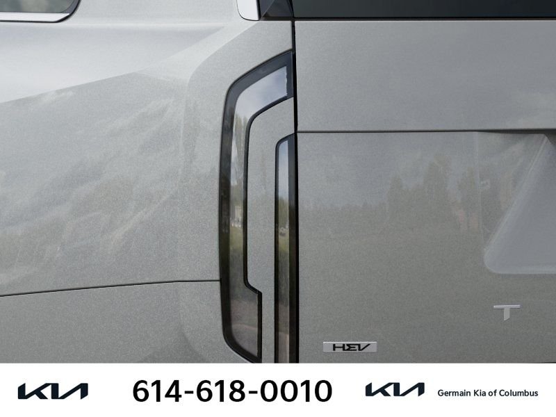 New 2027 White Kia SX Prestige image 14