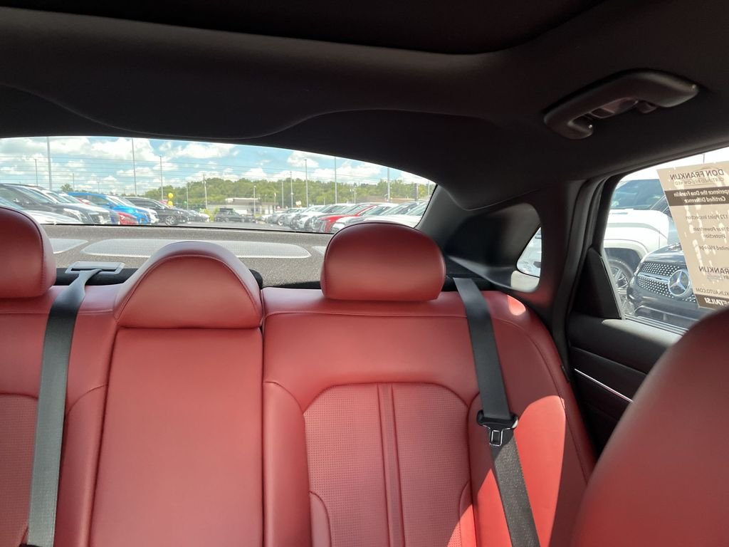 2025 Kia K5 GT-Line - Photo 14