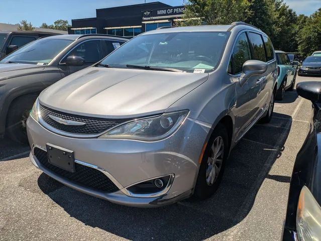 2017 Chrysler Pacifica Touring L