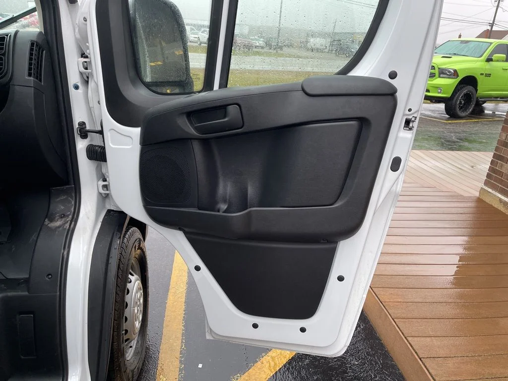 New 2025 Bright White Clear-Coat Exterior Paint RAM High Roof image 8