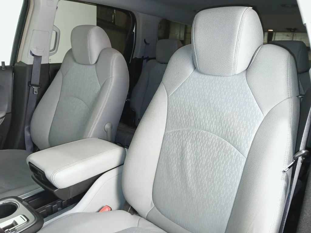 Used 2007 White GMC SLE 1 image 12