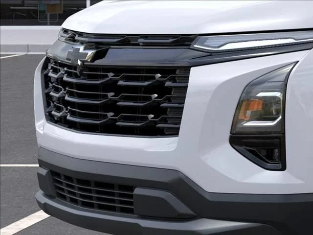 New 2027 Summit White Chevrolet LT image 13