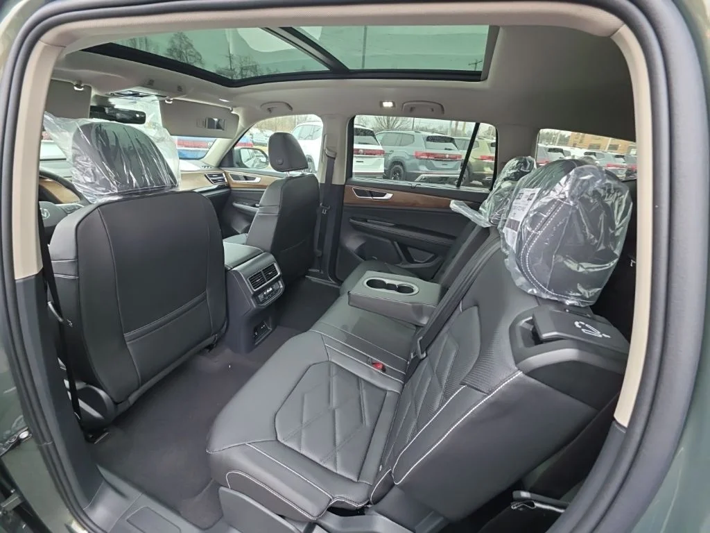 2026 Volkswagen Atlas SE w/Tech - Photo 29