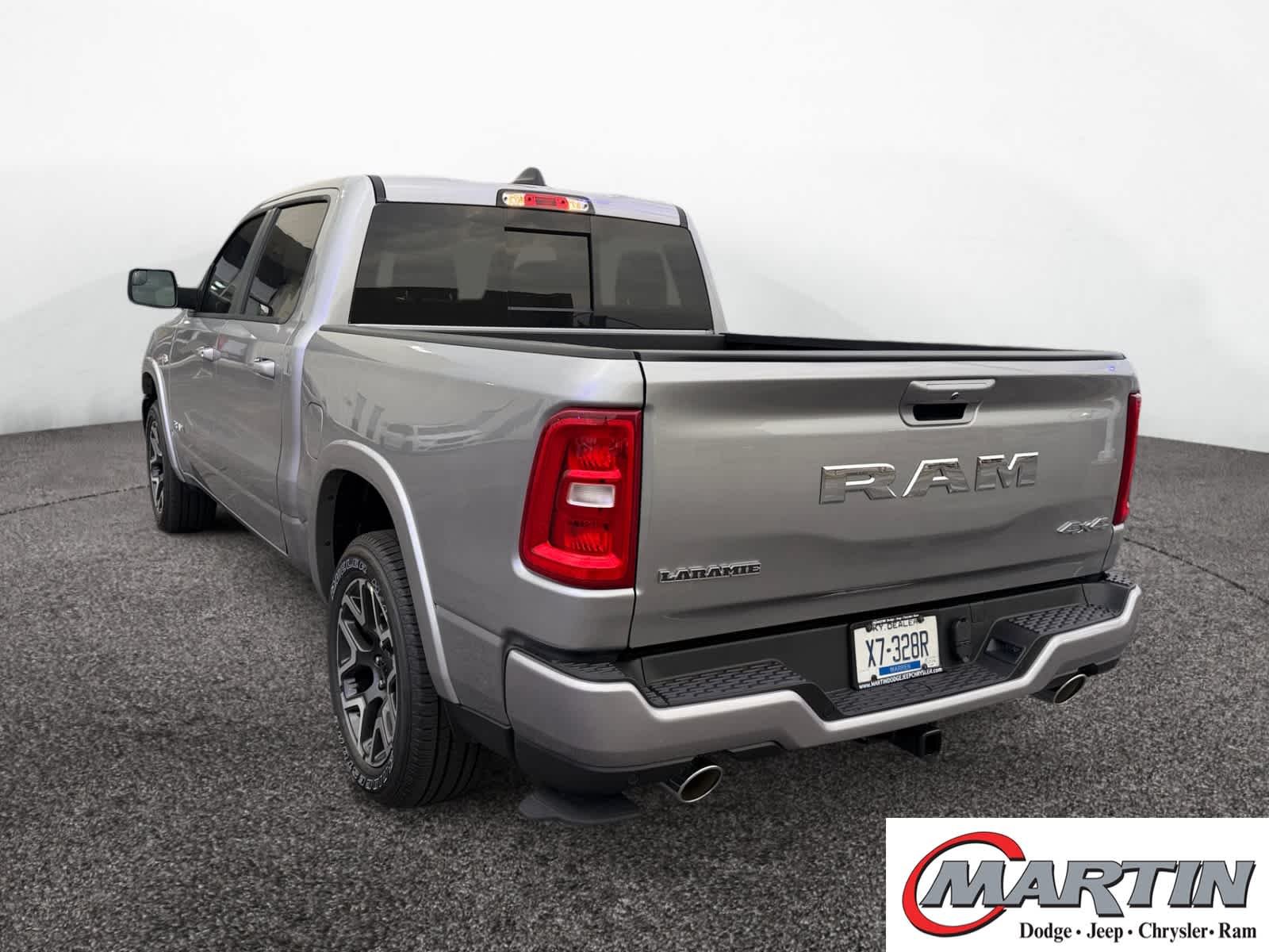 2026 RAM 1500 Laramie - Photo 3
