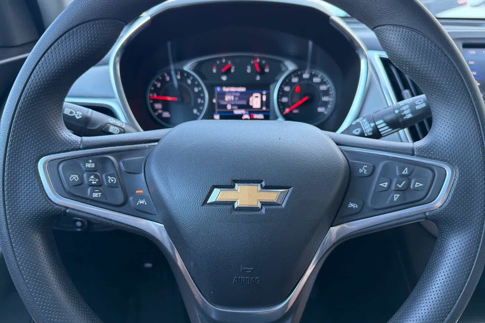 Used 2022 Summit White Chevrolet LT image 24