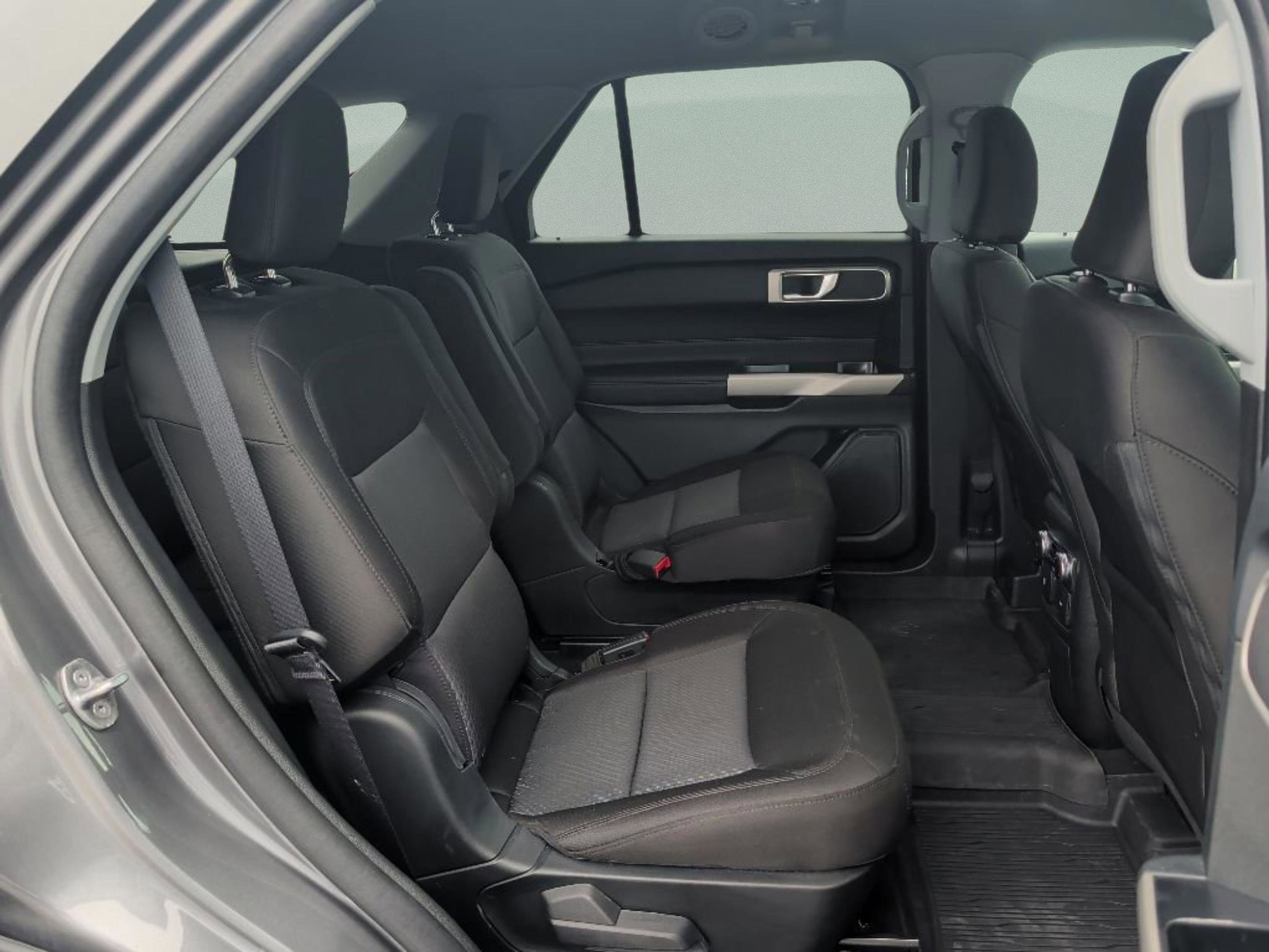 Used 2023 Gray Metallic Ford XLT image 21