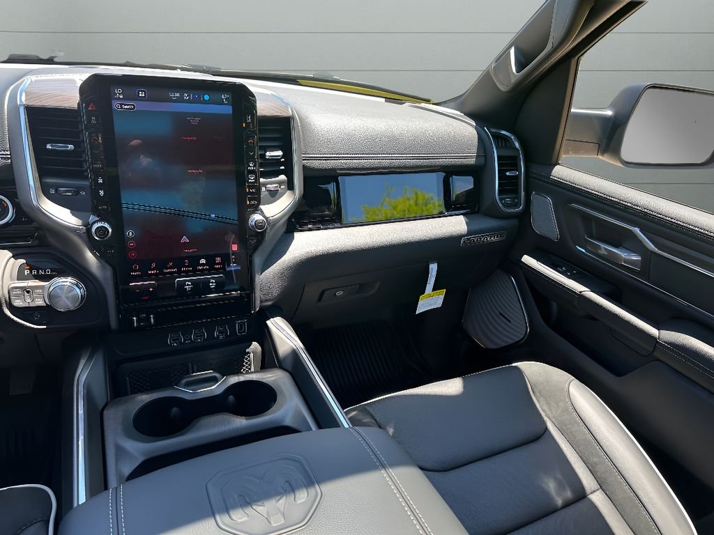 New 2026 Granite Crystal Metallic Clear-Coat Exterior Paint RAM Laramie Hemi 4x4 Crew Cab image 19
