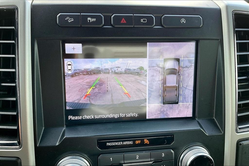 Used 2020 Magnetic Metallic Ford Lariat image 13