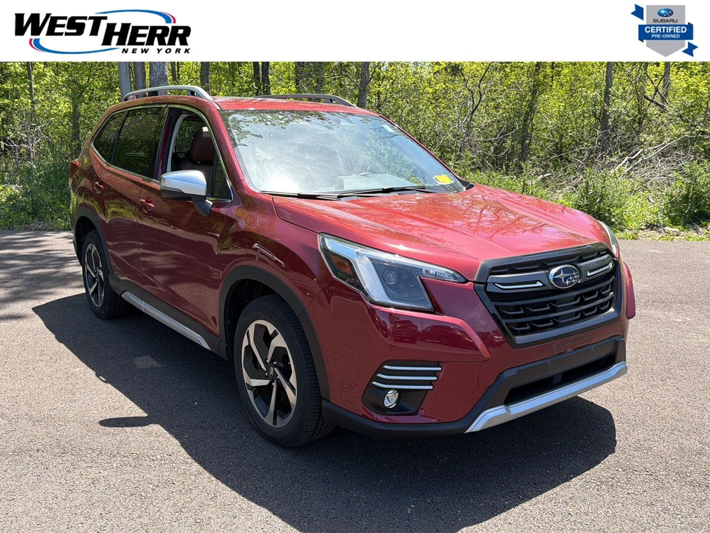 2023 Subaru Forester Touring's photo
