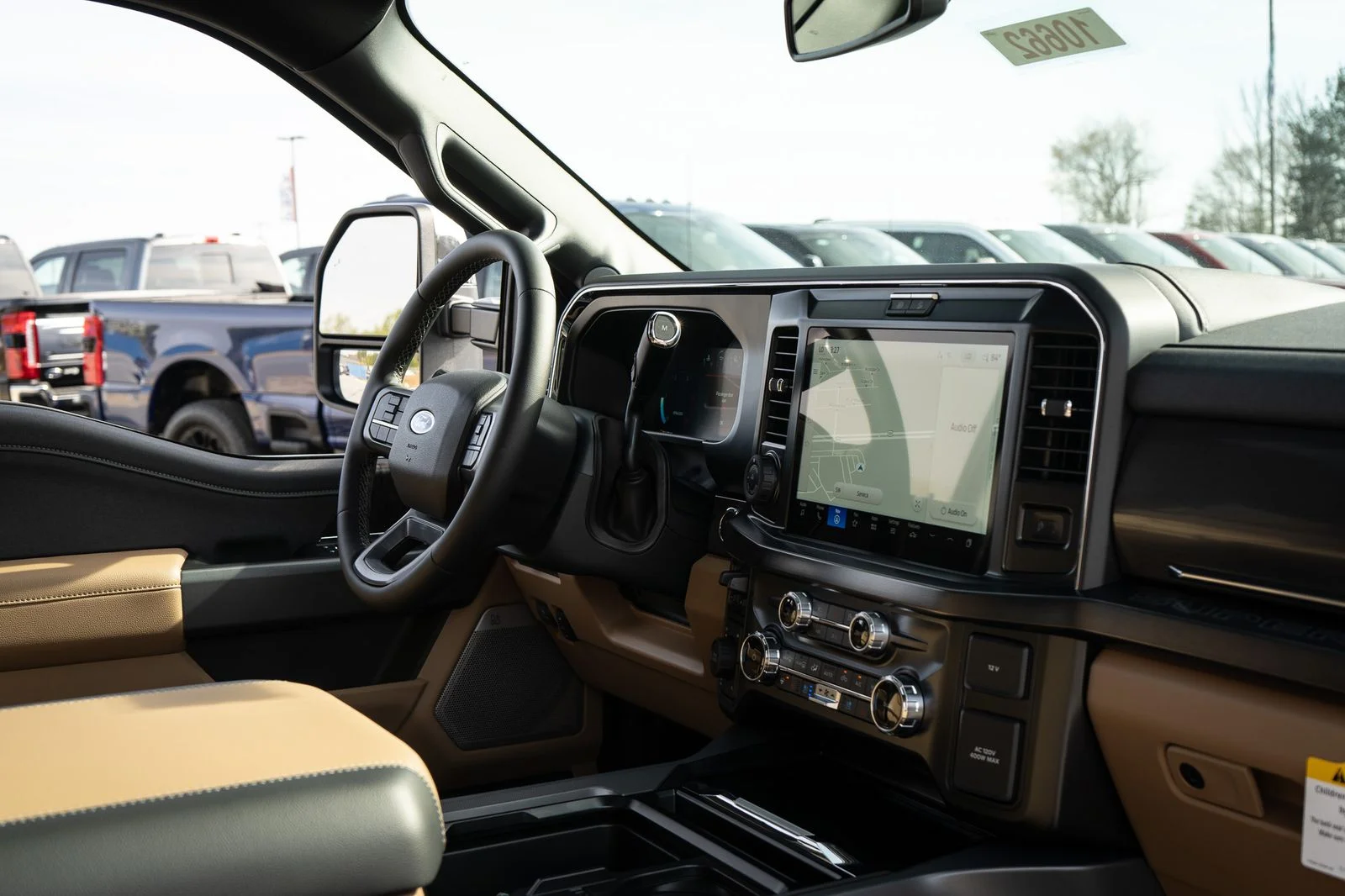 New 2026 Star White Metallic Tri-Coat Ford F-250® Lariat® image 41