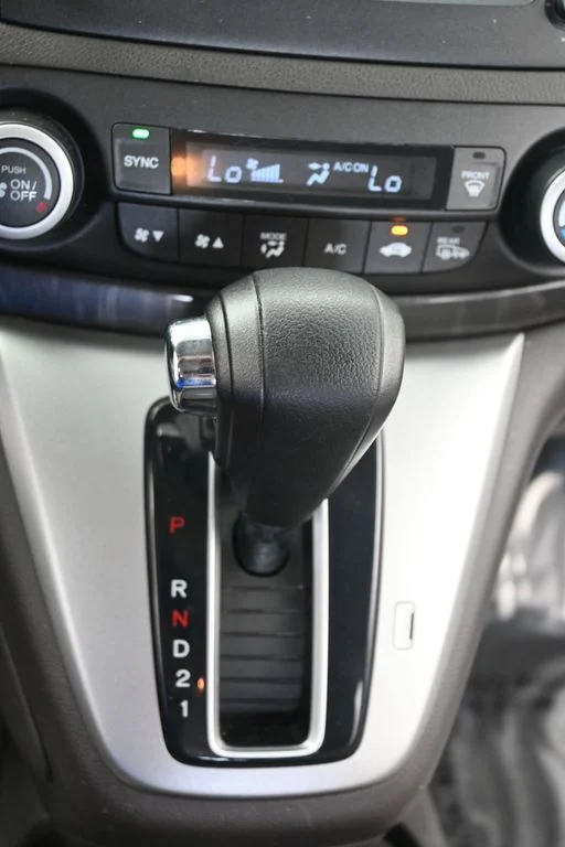 Used 2014 Twilight Blue Metallic Honda EX-L image 15