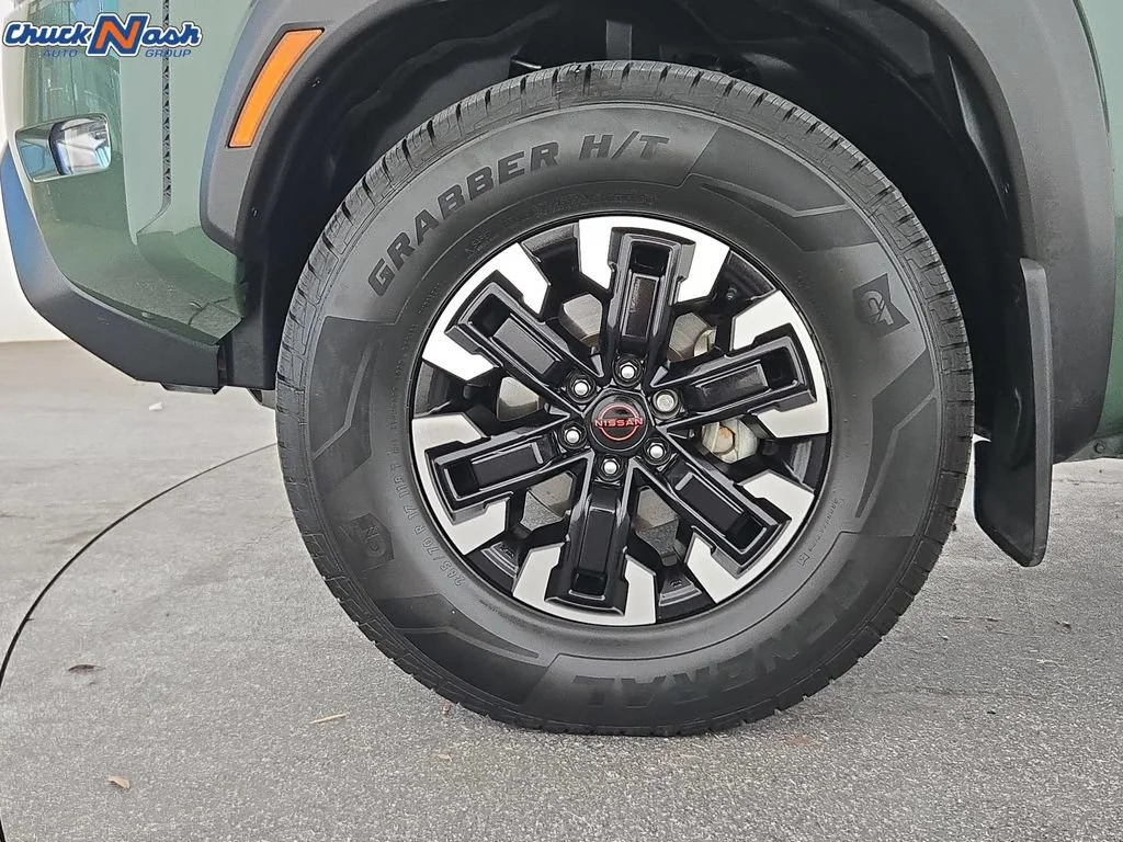 Used 2023 Green Nissan Crew Cab PRO-4X 4x4 image 37