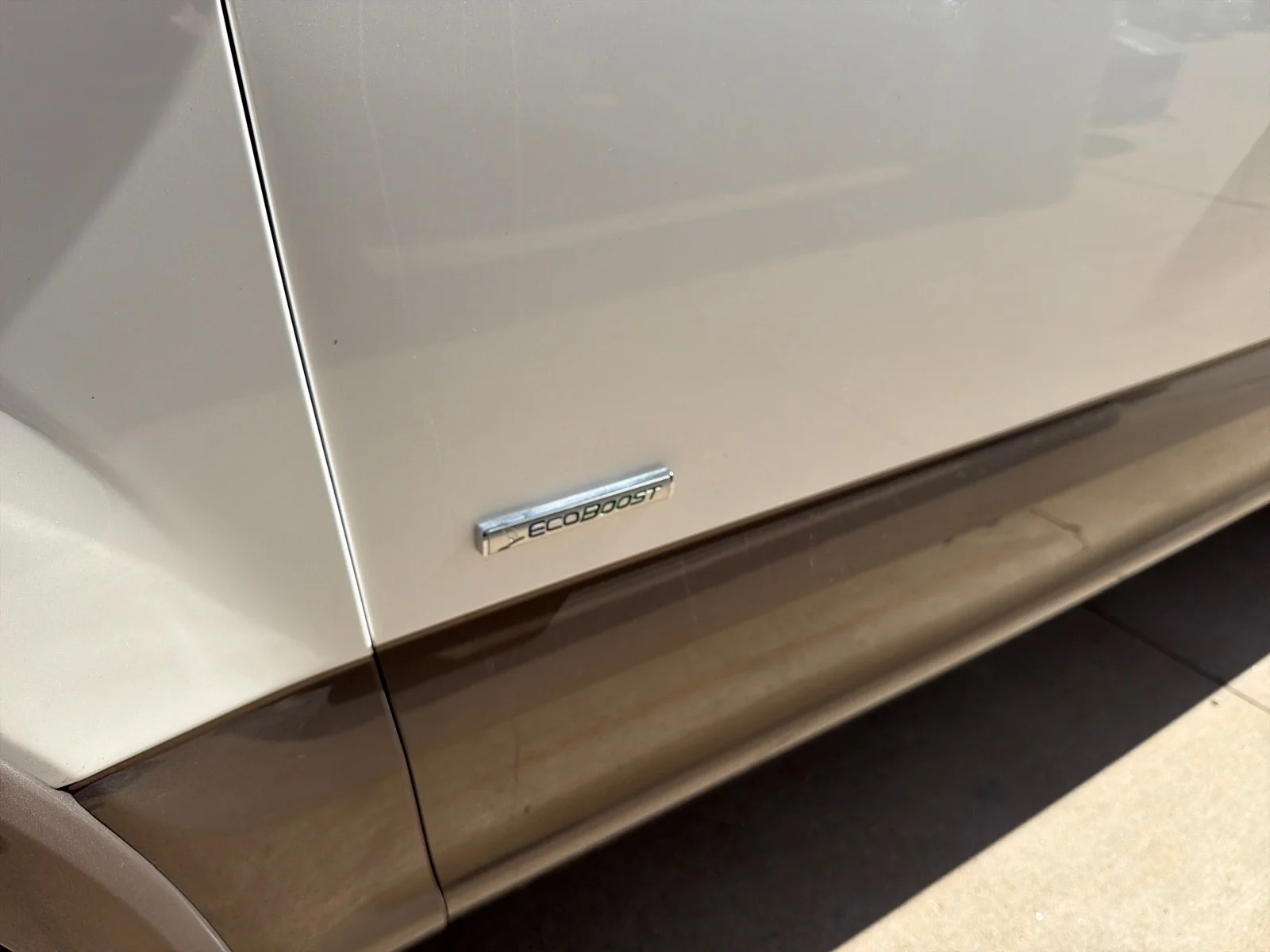 Used 2015 White Platinum Metallic Tri-Coat Ford Lariat image 10