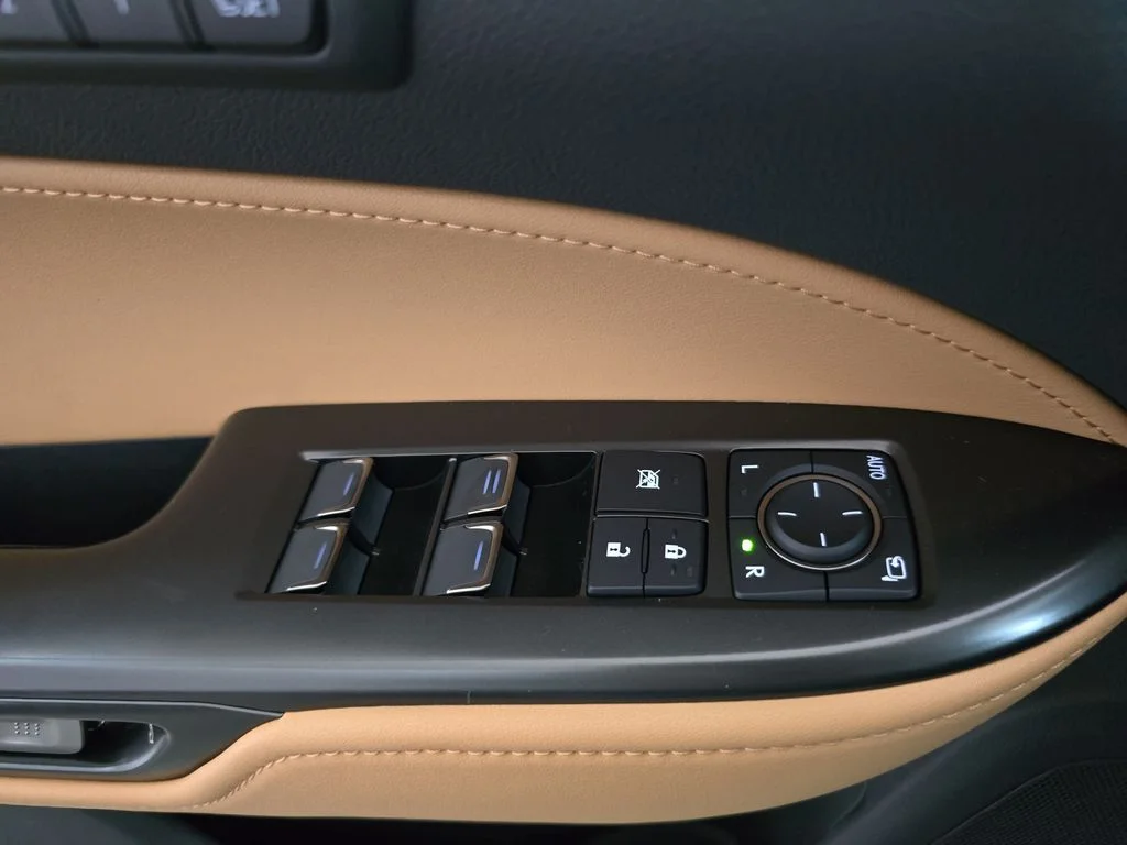 New 2026 Nori Green Pearl Lexus PREMIUM image 26
