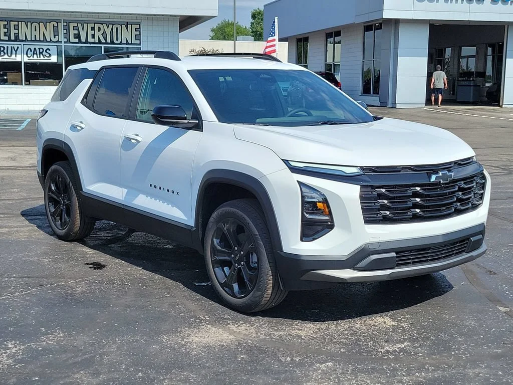 New 2027 Summit White Chevrolet LT image 2