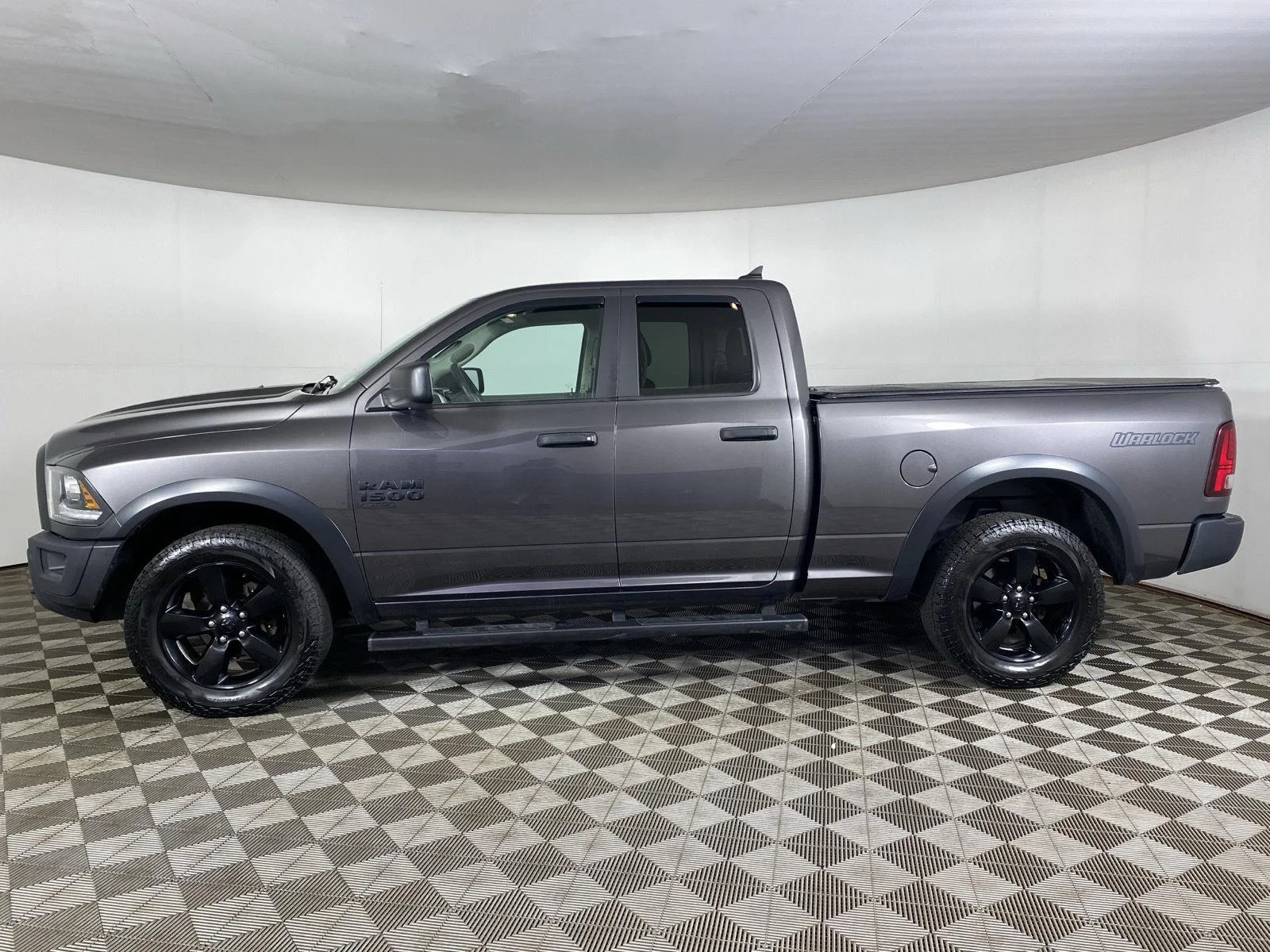 Used 2020 Granite Crystal Metallic Clearcoat Ram Warlock image 4