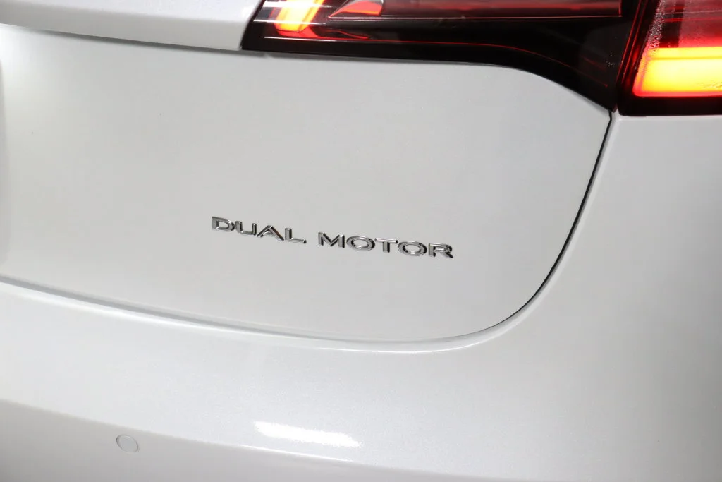 Used 2022 Pearl White Multi-Coat Tesla Long Range image 15