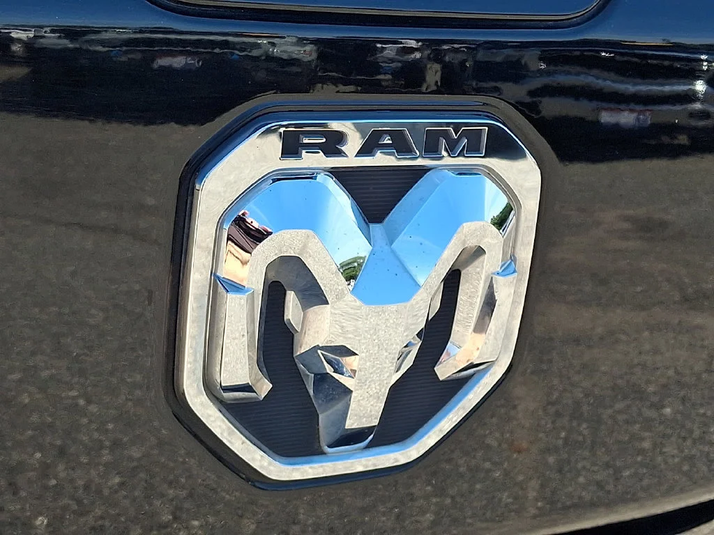 Used 2024 Diamond Black Crystal Pearlcoat Ram Big Horn image 32