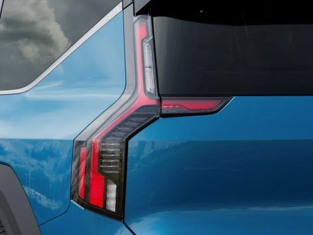 New 2026 Blue Kia Wind image 11