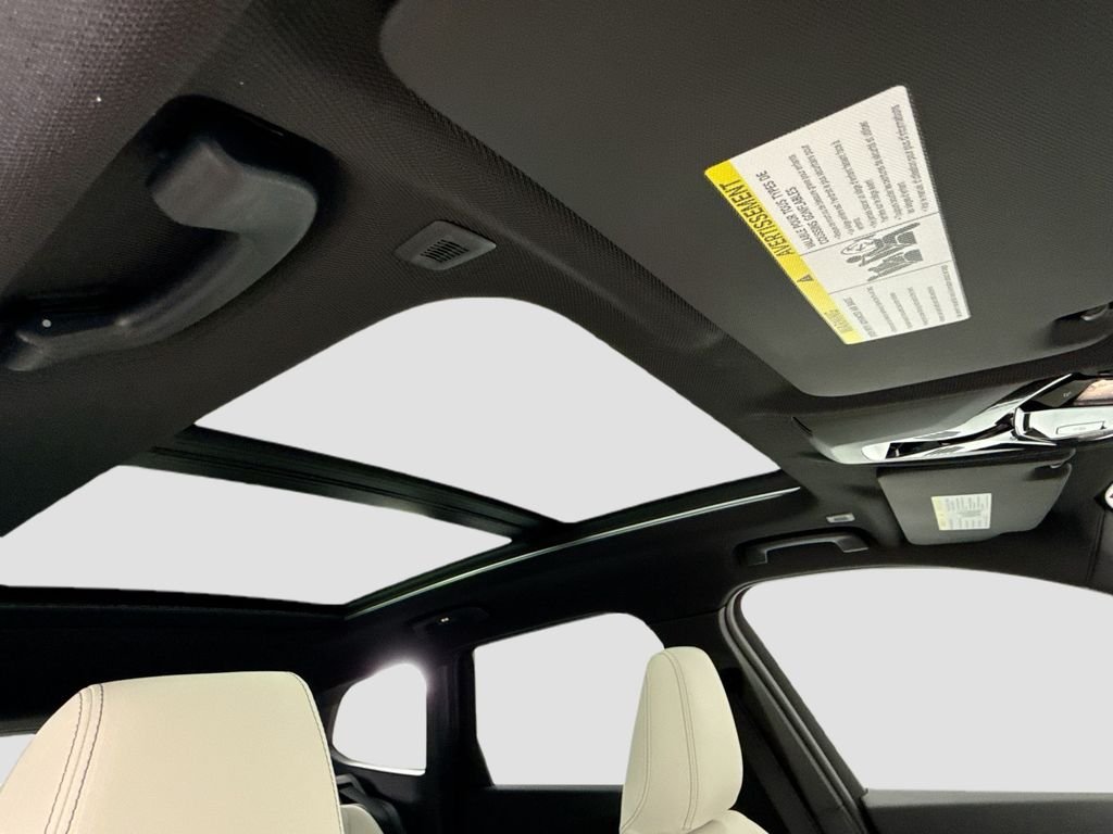 New 2026 Alpine White BMW xDrive28i image 16
