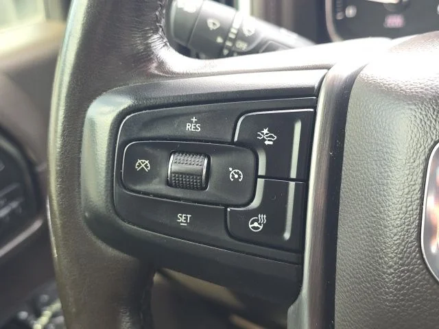 Used 2020 White GMC Denali image 42