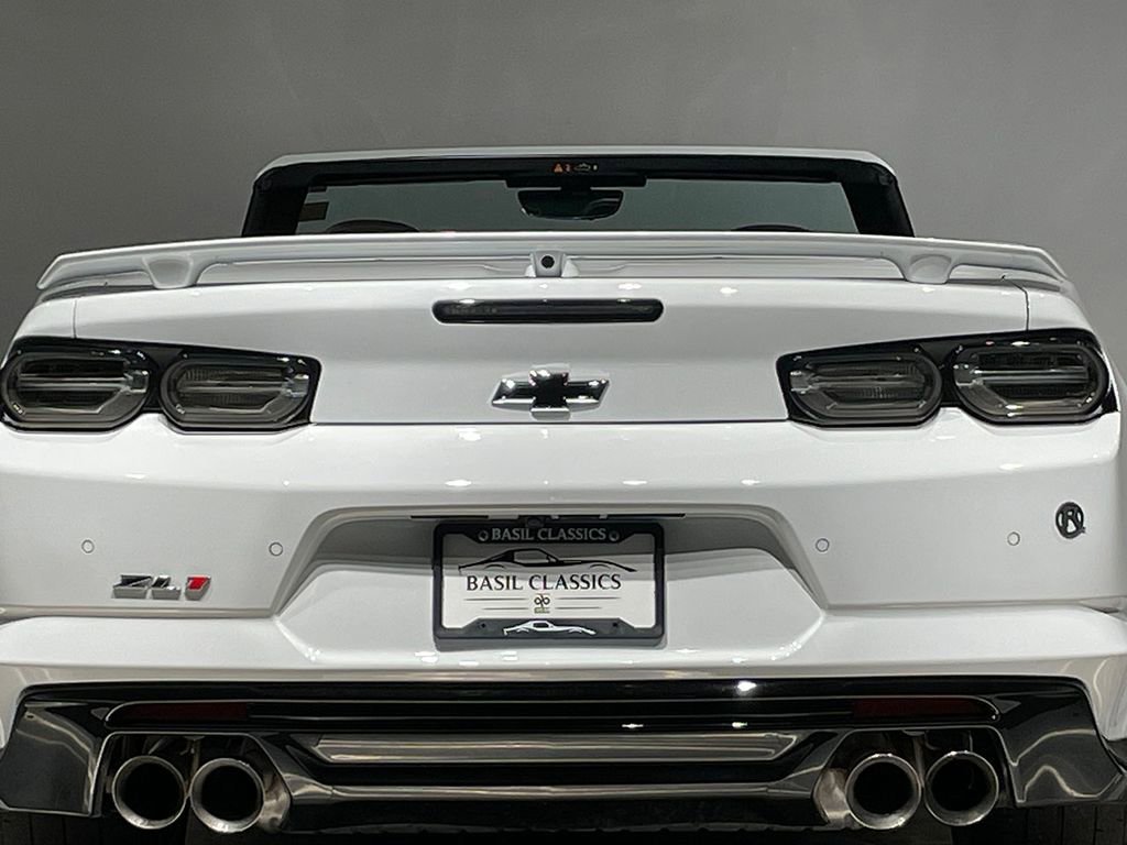 Used 2023 Summit White Chevrolet ZL1 image 28