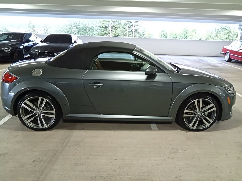 Used 2017  Audi 2.0T Roadster image 4