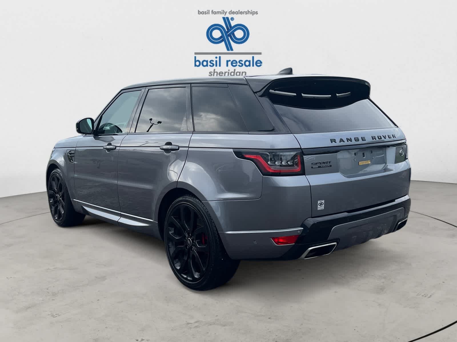 Used 2022 Carpathian Grey Premium Metallic Land Rover Autobiography image 5
