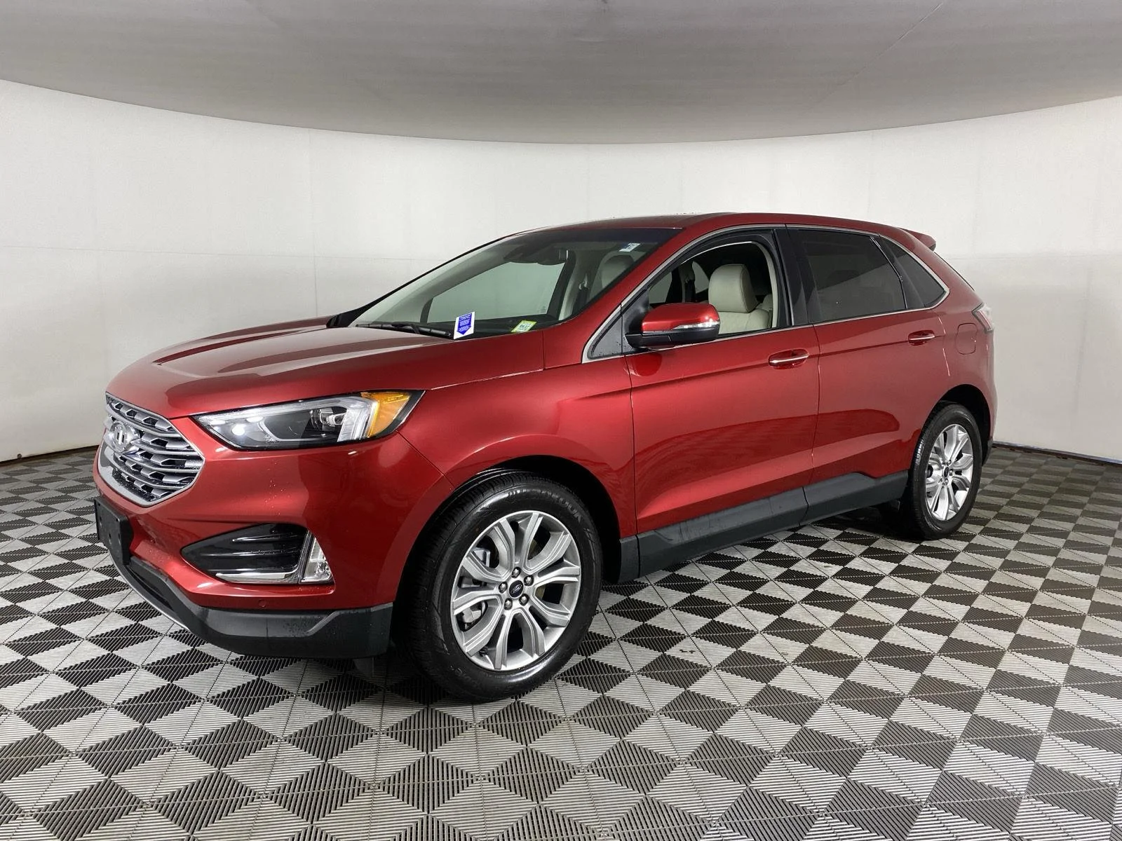 Used 2024 Rapid Red Metallic Tinted Clearcoat Ford Titanium image 3