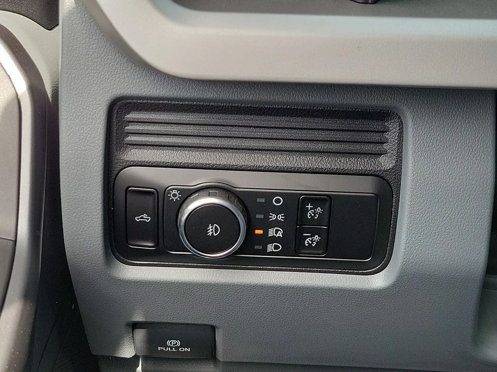 2026 Ford F-250 Super Duty XL - Photo 14