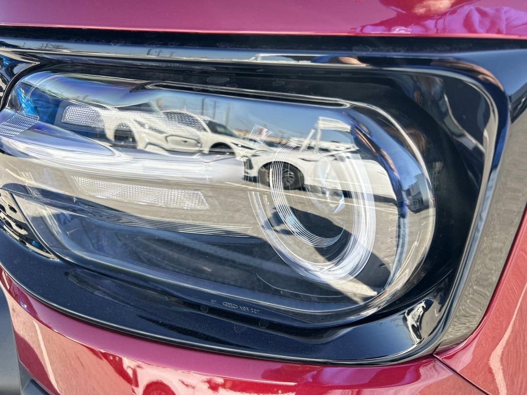 New 2026 Ruby Red Metallic Tinted Clearcoat Ford Outer Banks® image 10