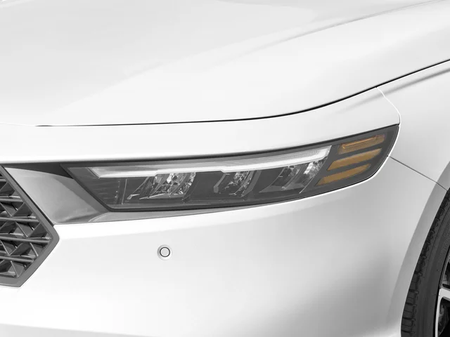 Used 2023 White Honda Touring image 15