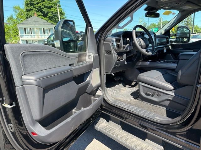 New 2026 Agate Black Metallic Ford F-350® Lariat® image 13