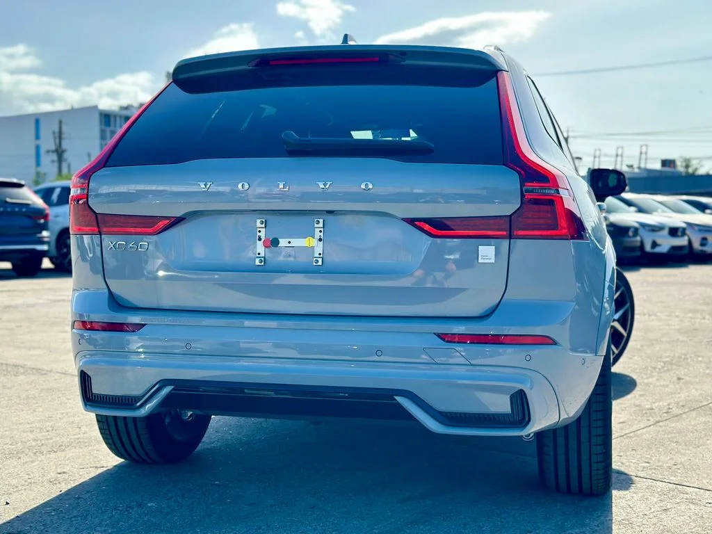 New 2026 Gray Volvo T8 Polestar Engineered image 3