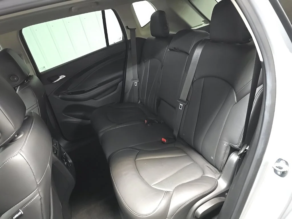 Used 2019 Silver Buick Essence image 34
