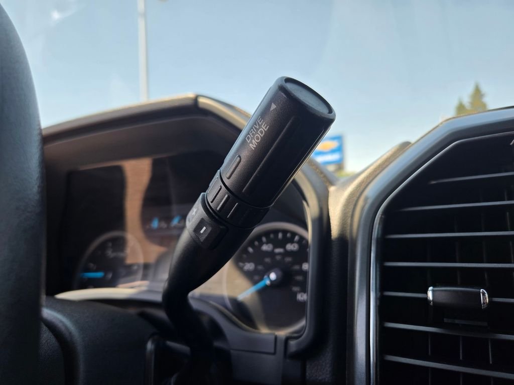 Used 2022 White Ford XLT image 13