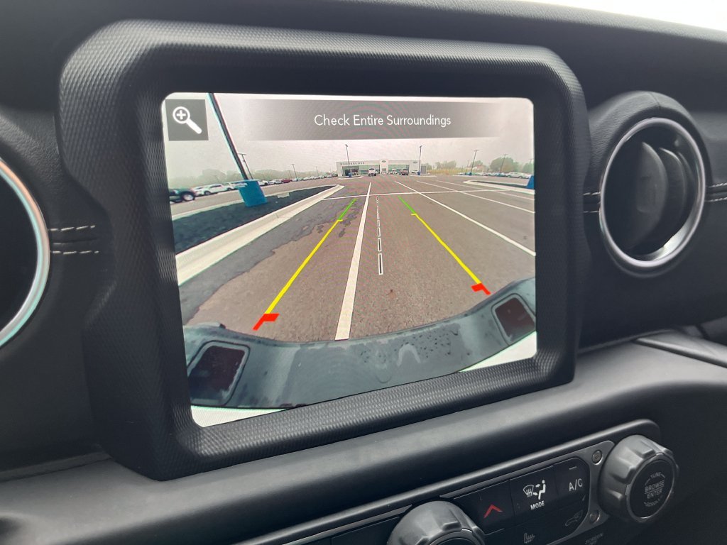Used 2020 White Jeep Overland image 21