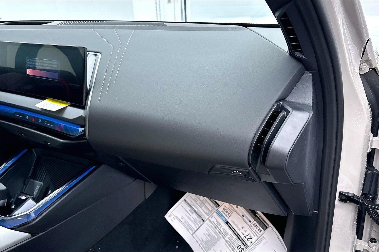 New 2026 Dune Grey Metallic BMW M50 xDrive image 17