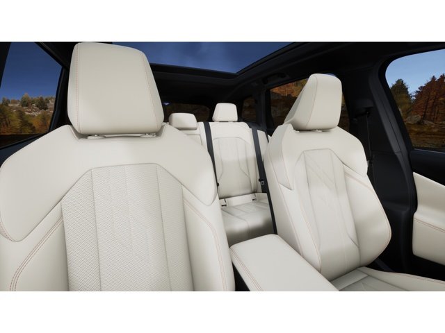 Certified Used 2026 Mineral White Metallic BMW 30 xDrive image 11