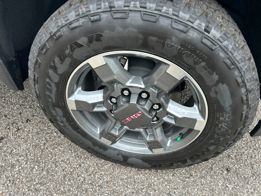 2026 GMC Sierra 2500HD SLT - Photo 9