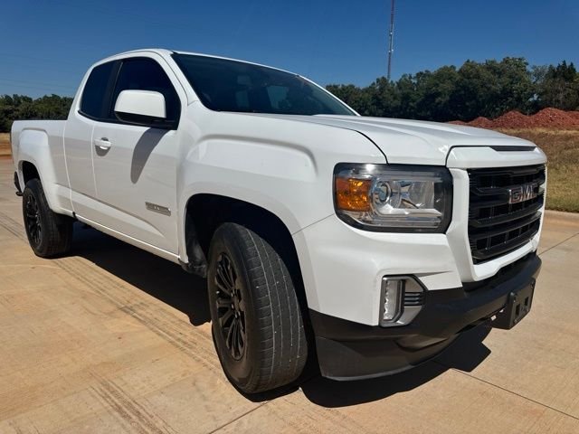 Used 2021 White GMC Elevation image 3