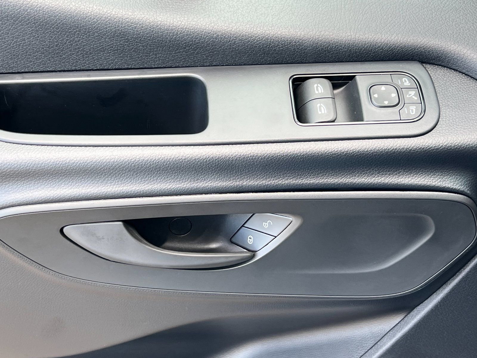 New 2026 Arctic White Mercedes-Benz  image 14