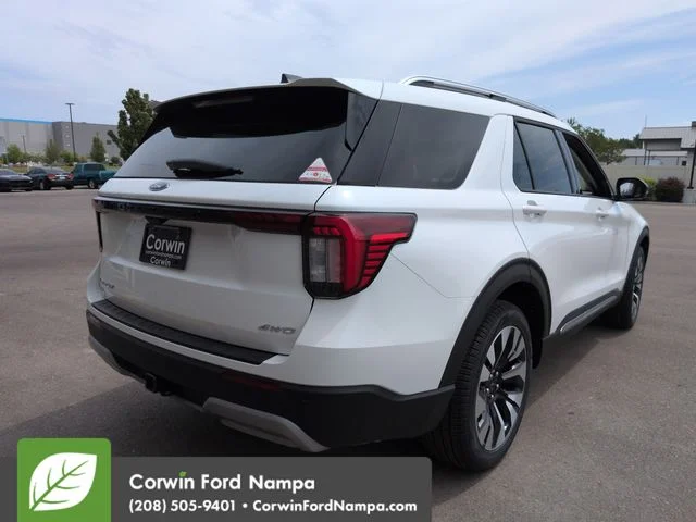 New 2026 Star White Metallic Tri-Coat Ford Platinum image 3