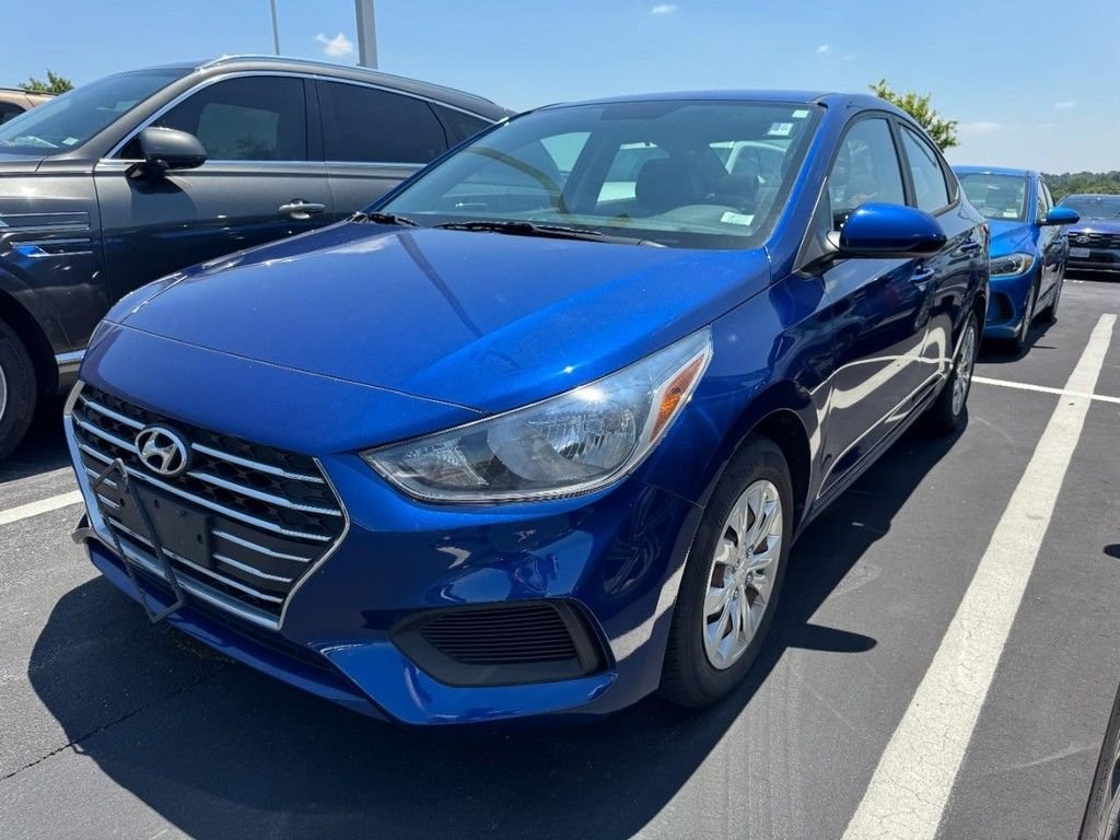 Certified Used 2022 Blue Hyundai SE image 3