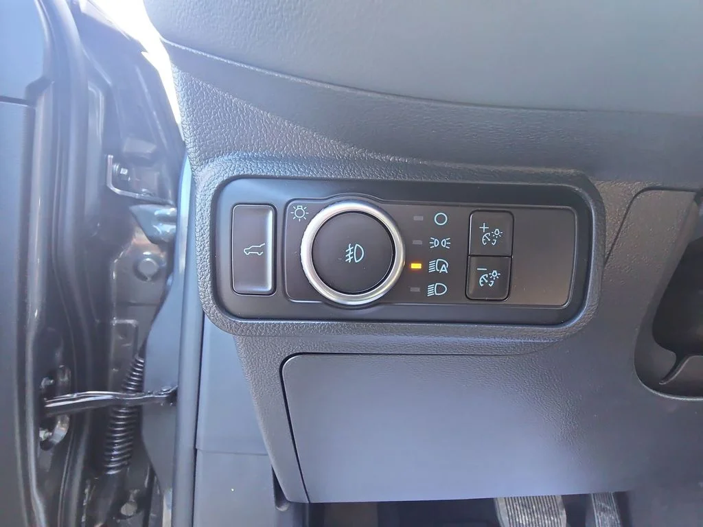 New 2026 Carbonized Gray Metallic Ford Active image 25