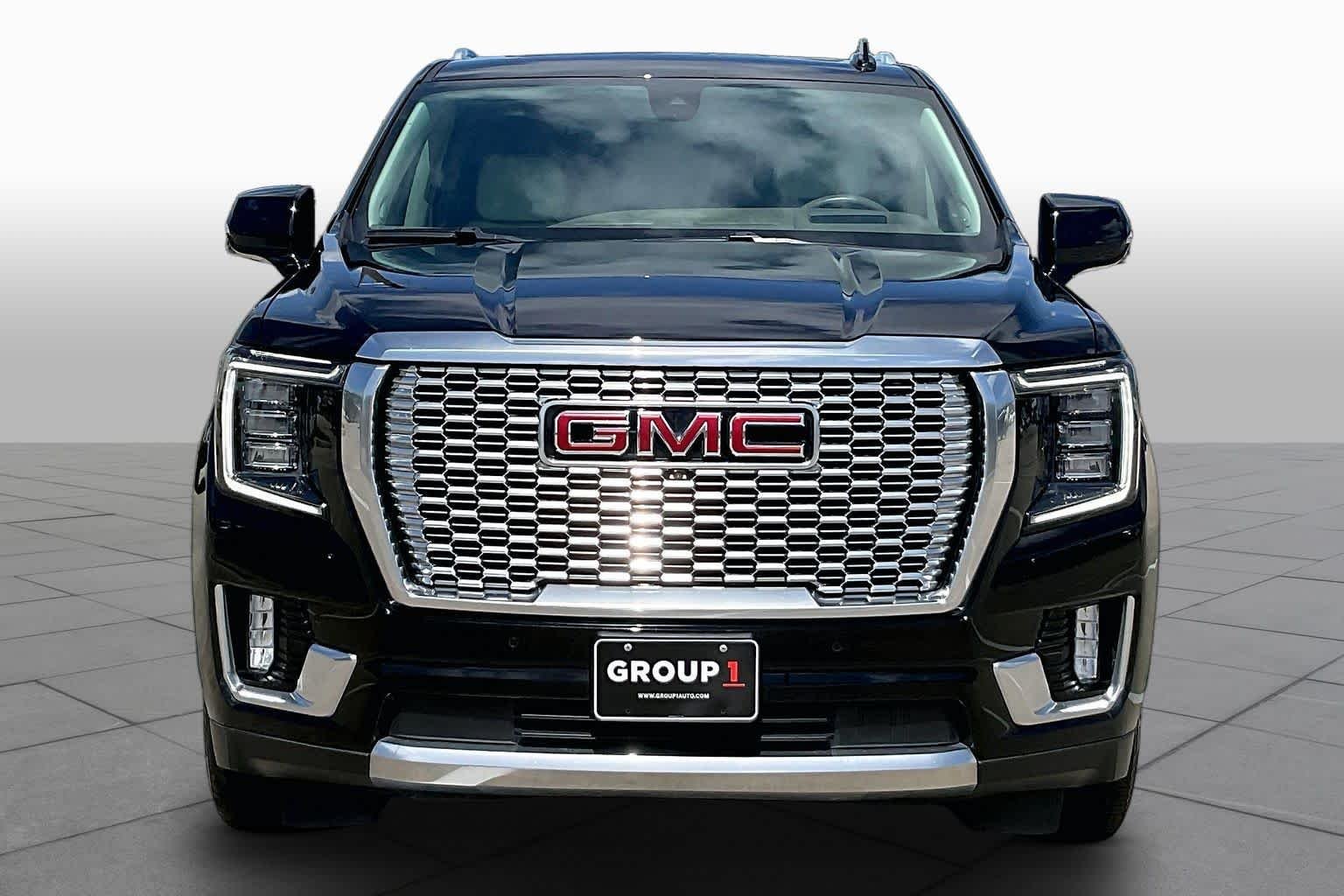 Used 2022 Onyx Black GMC Denali image 4