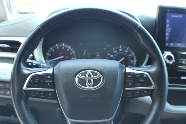 Used 2021 Blueprint Toyota Platinum image 7