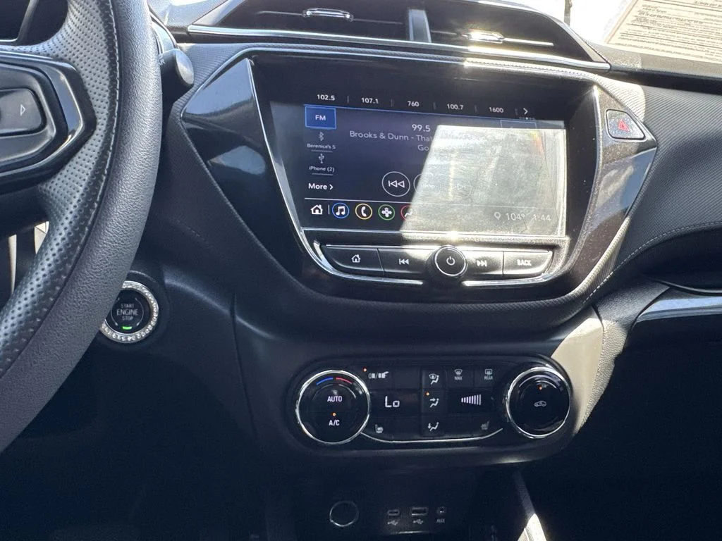 Used 2021 Black Chevrolet LT image 13