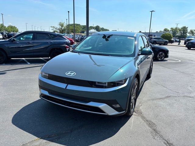 New 2026 Digital Teal Hyundai SE image 3