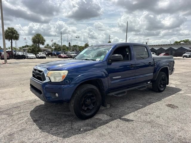 Used 2015 Blue Toyota PreRunner image 7